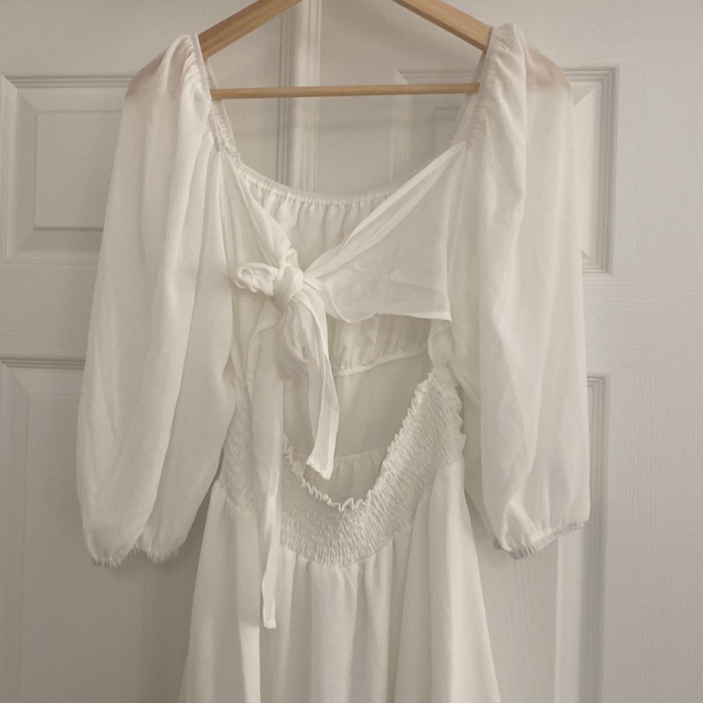 Boutique White Dress Bow Tie Back Baby Doll Mini Dress - Size: M - Picture 3 of 3